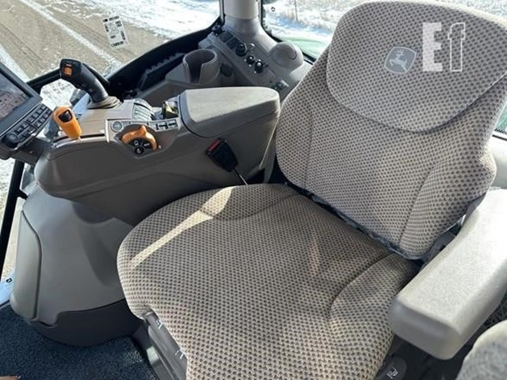 2023-john-deere-6r-155-image-55