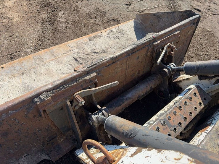 bobcat-s220-image-15