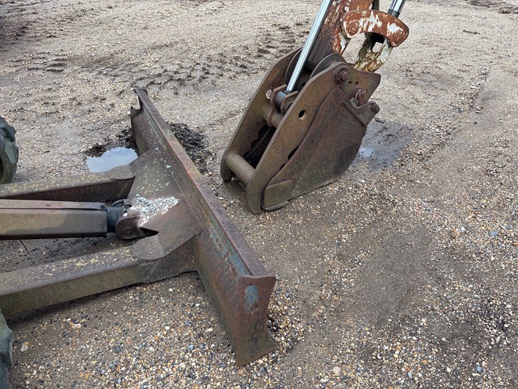 2001-bobcat-334-image-4