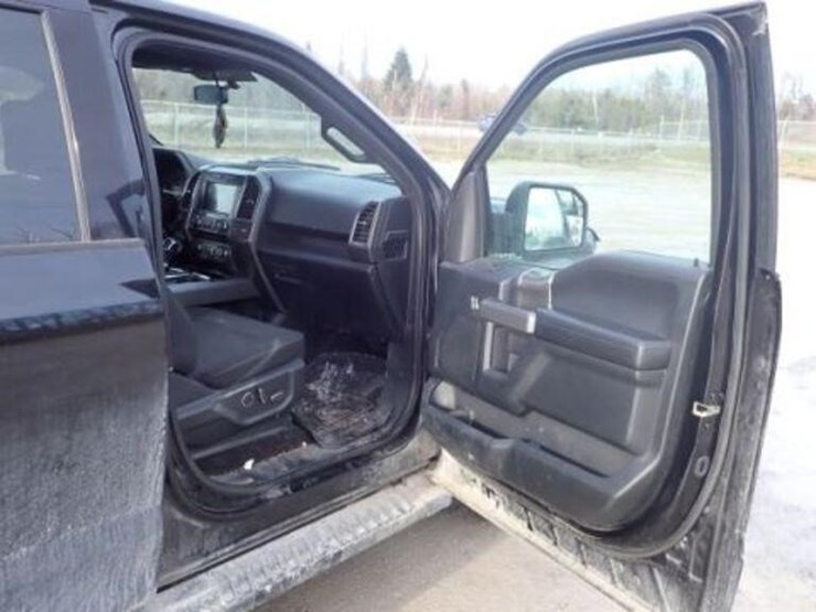 ford-f150-xlt-image-36