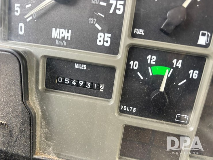 2000-international-4700-image-56