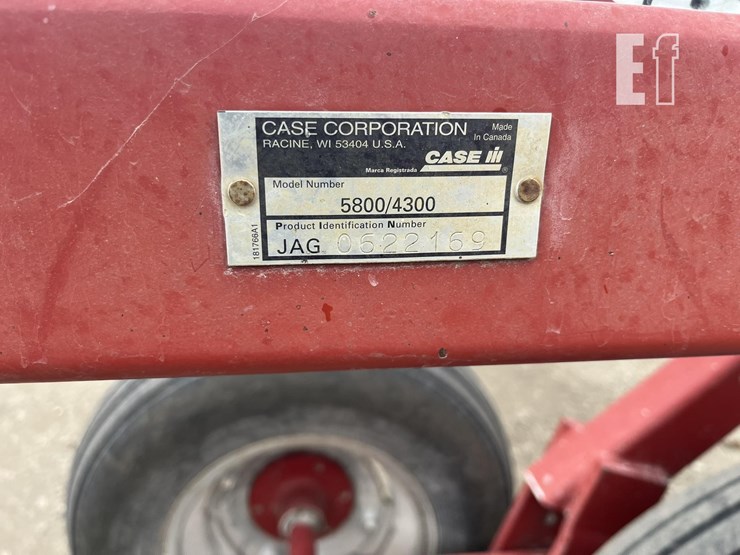 case-ih-4300-image-9