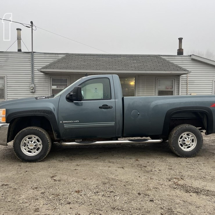 CHEVROLET SILVERADO 2500HD LT