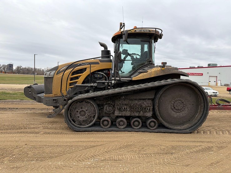 2016-challenger-mt875e-image-2