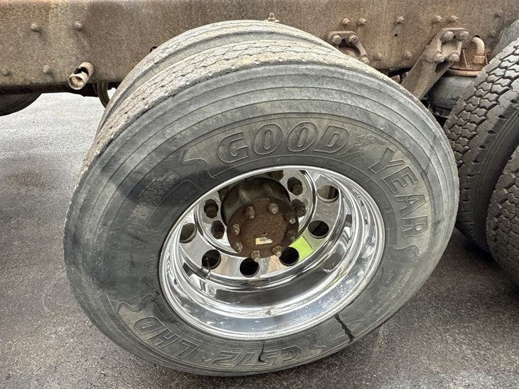 kenworth-t600-image-66