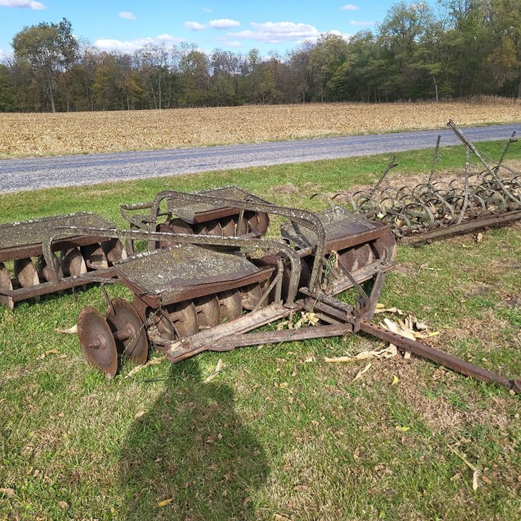 Rolling Tractor Tandem Disk