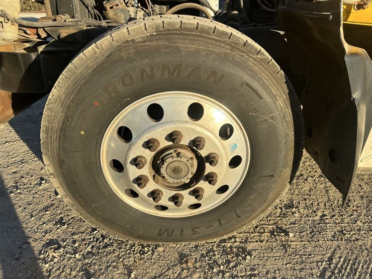 mack-rd688s-image-71