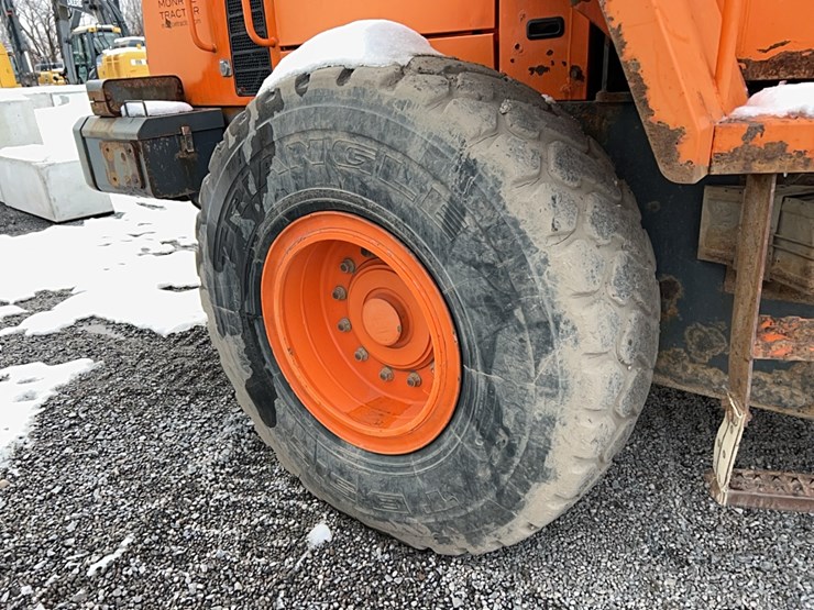 2015-doosan-dl200-3-image-13