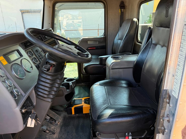 kenworth-t370-image-19