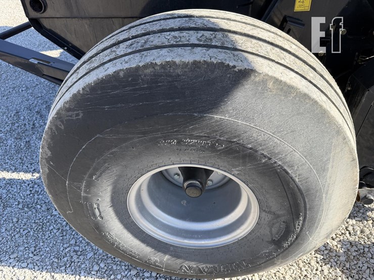 case-ih-rb565-image-24