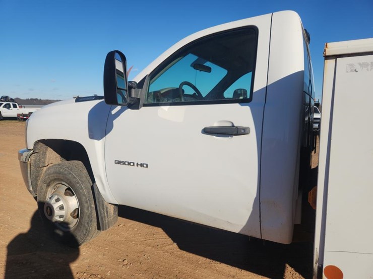 chevrolet-3500-image-10