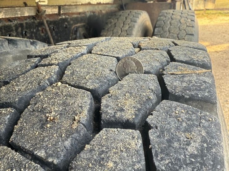 1999-international-4900-image-18