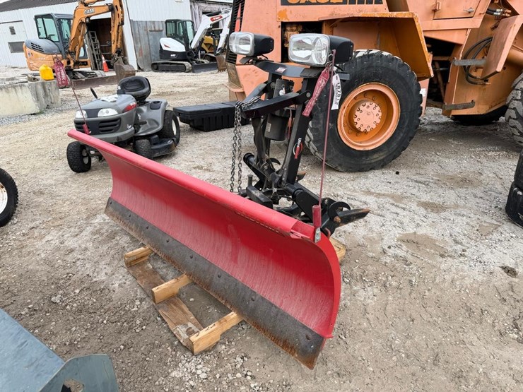 western-9.5'-pro-plow-image-1