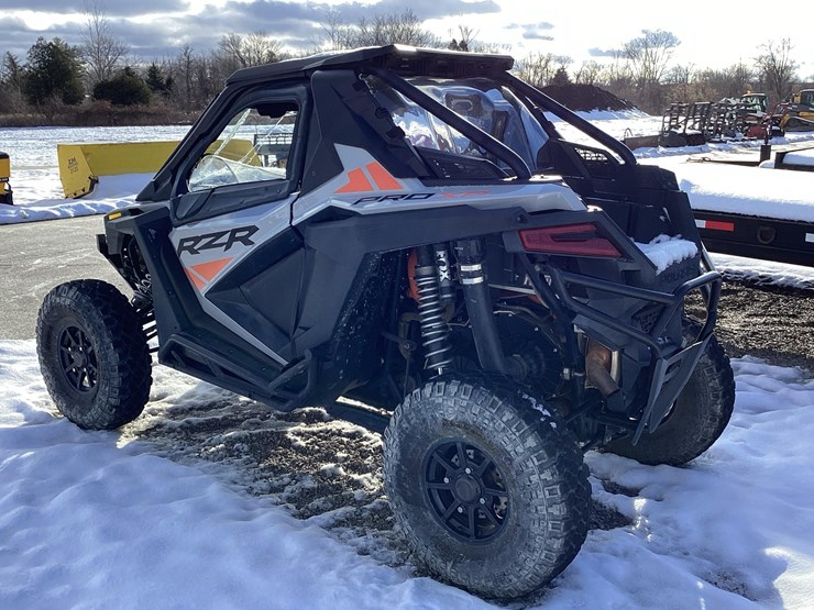 2023-polaris-razor-utility-vehicle-vn:292476-image-4