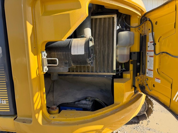 kobelco-sk140-image-18