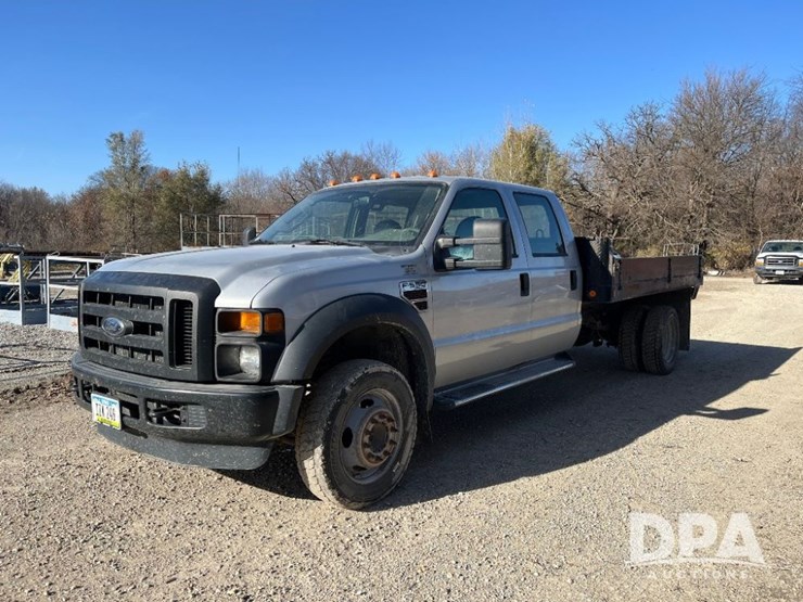 ford-f550-xl-image-1