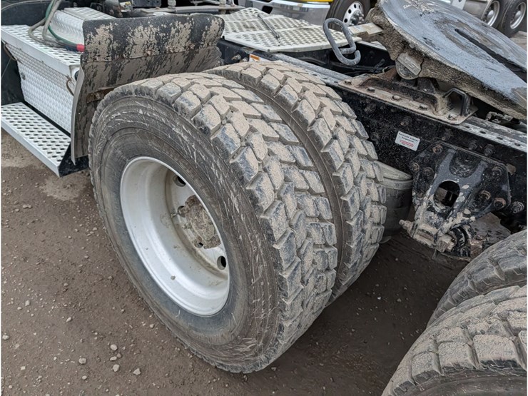 kenworth-t880-image-10