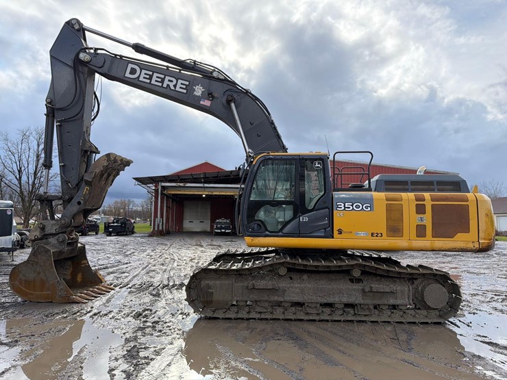 2018-john-deere-2018-image-1