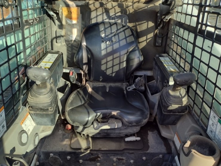 bobcat-s570-image-12