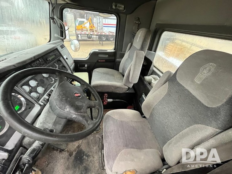 kenworth-t800-image-48