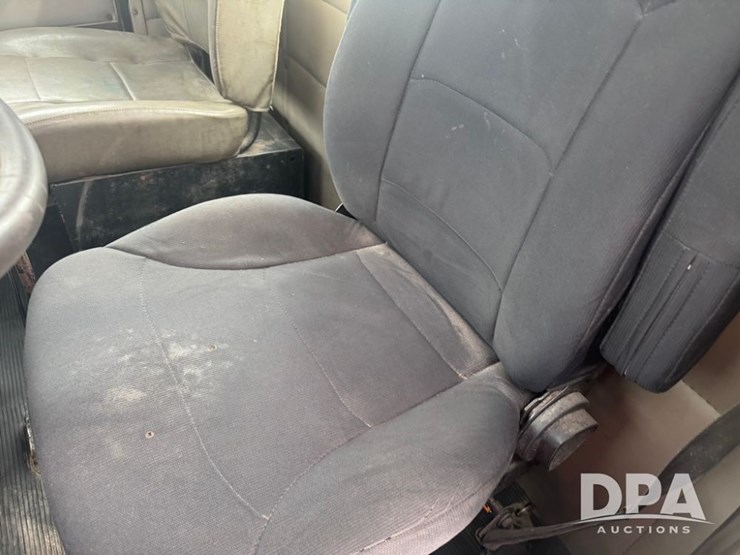 kenworth-t800-image-13