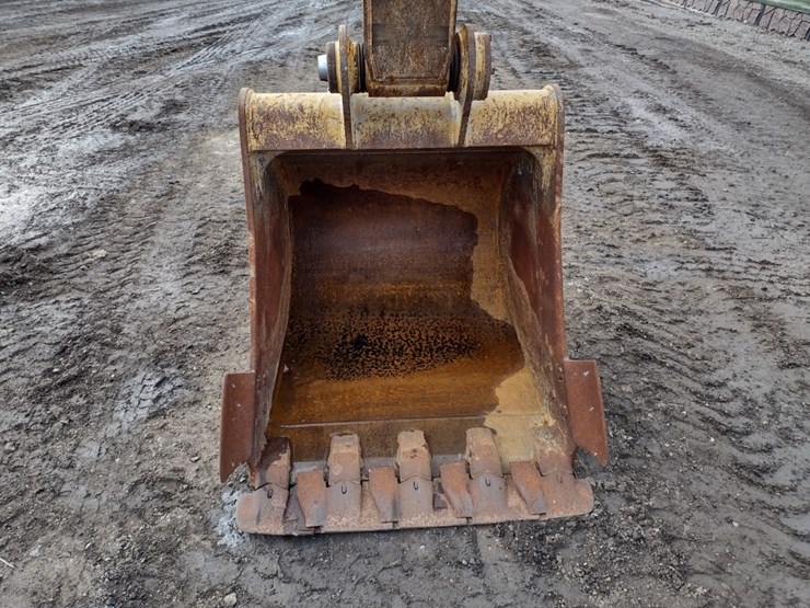 caterpillar-315-gc-image-14