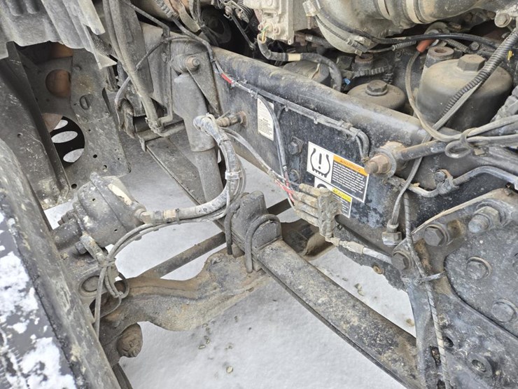 2017-peterbilt-579-image-54