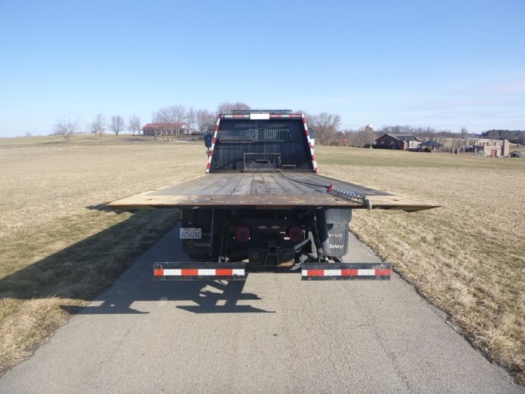 freightliner-m2-106-image-4