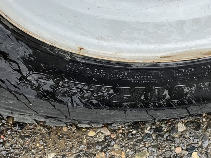 2013-international-7500-s/a-dump-truck-image-18