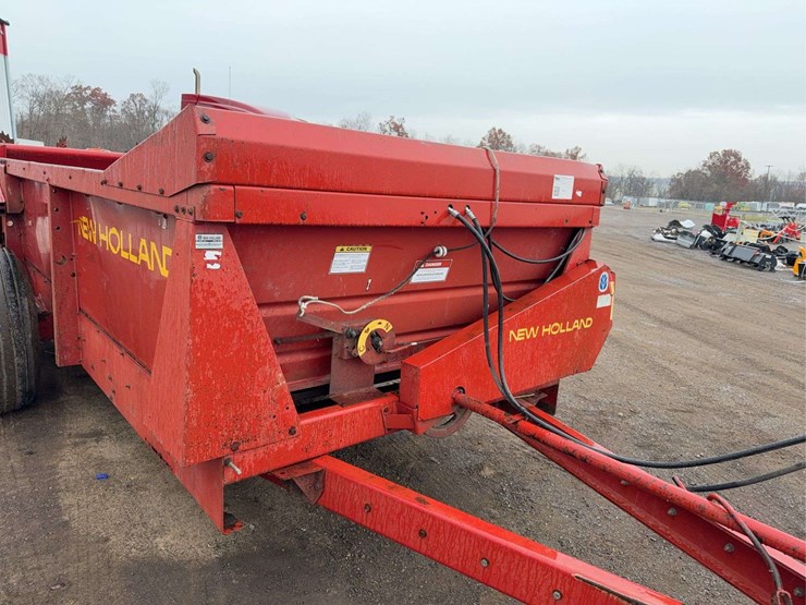 new-holland-195-image-15