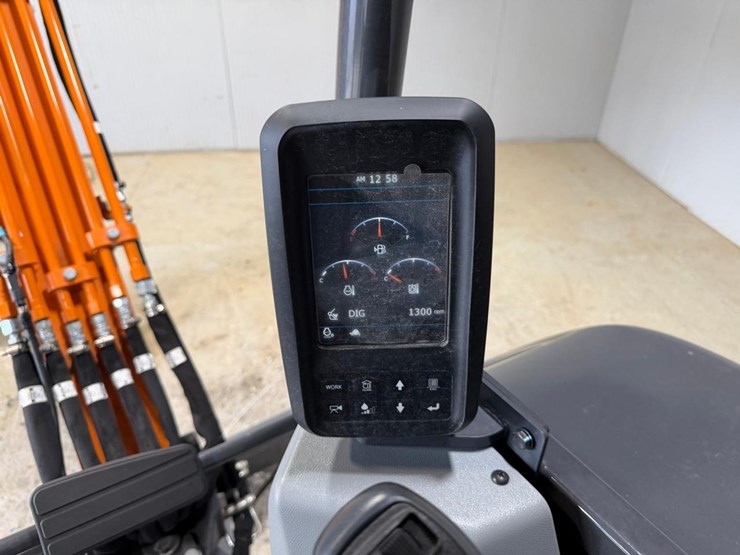 2026-develon-dx27z-7-image-27