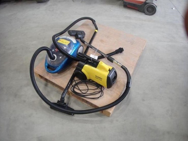 qty-of-(2)-portable-vacuums-image-2