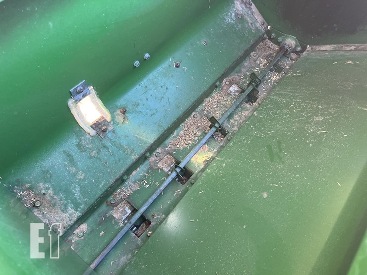 john-deere-8200-image-17