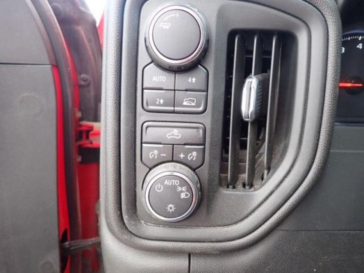 chevrolet-silverado-1500-image-22