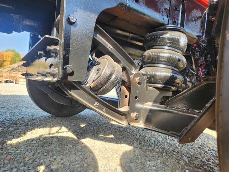 2002-kenworth-t800-image-32