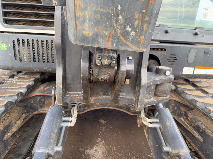 2016-bobcat-e85-image-36