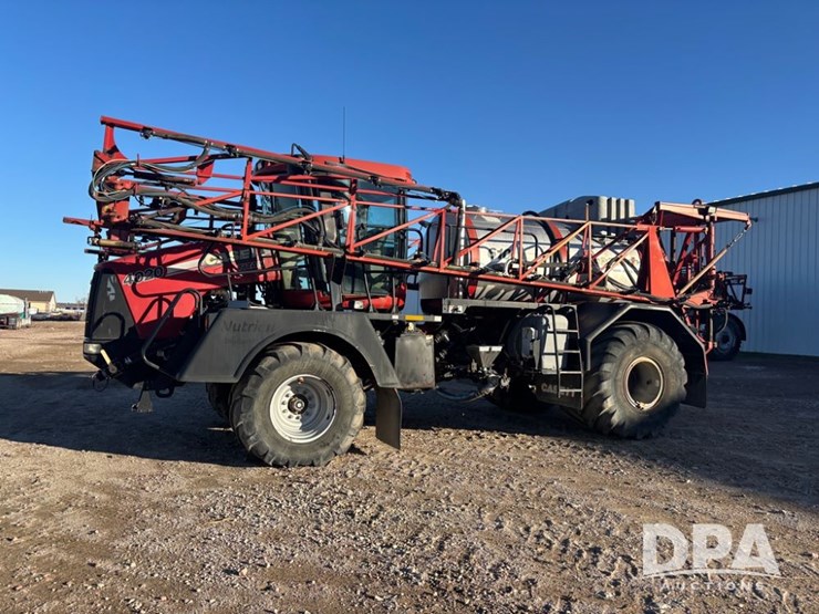 case-ih-4020-image-3