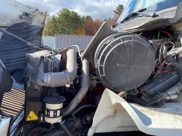 international-8600-image-44