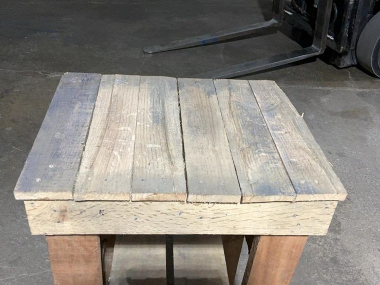 #610-•-11-wooden-tables-image-44