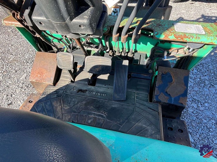 mitsubishi-fgc25k-image-23