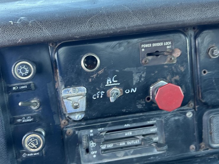 1986-international-f2375-image-23