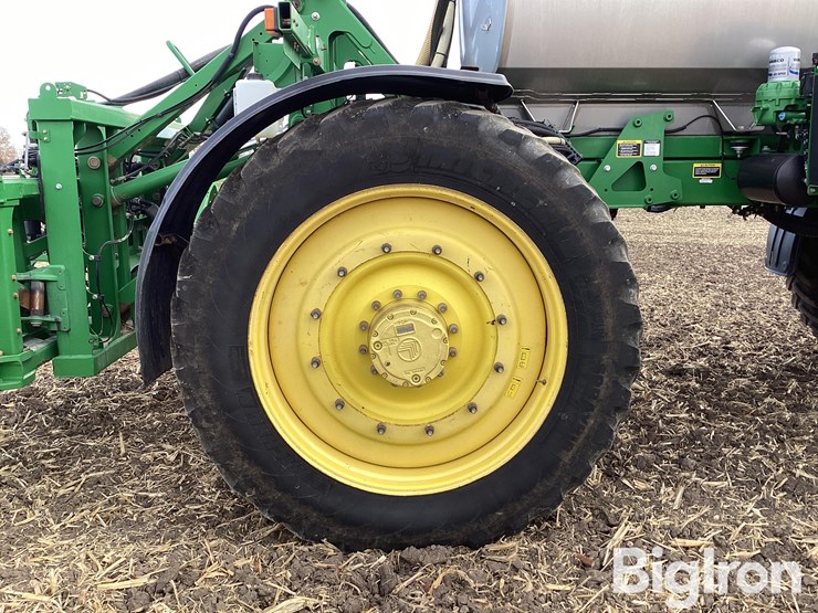 john-deere-r4045-image-10