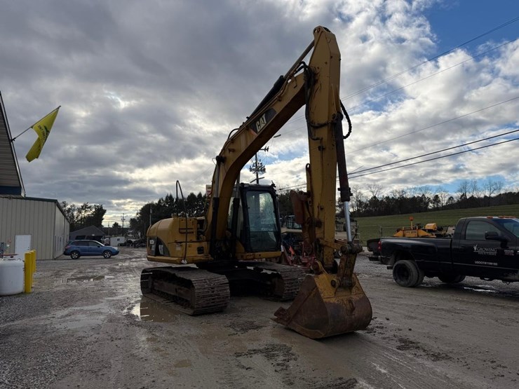 caterpillar-312c-image-7