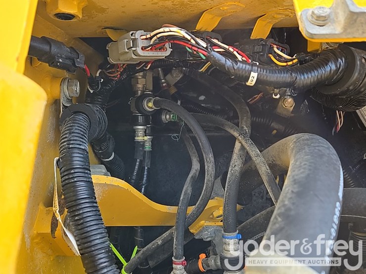 2018-komatsu-d61pxi-24-image-72