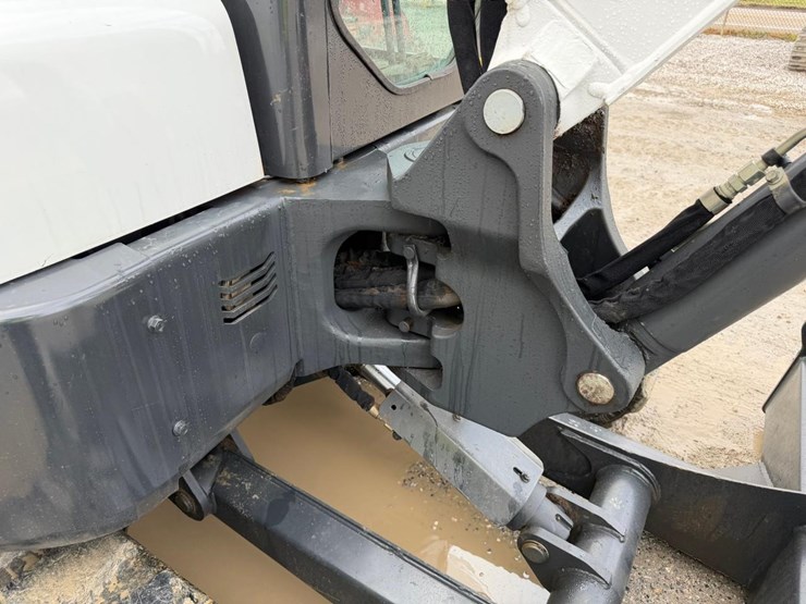 2022-bobcat-e50-image-24