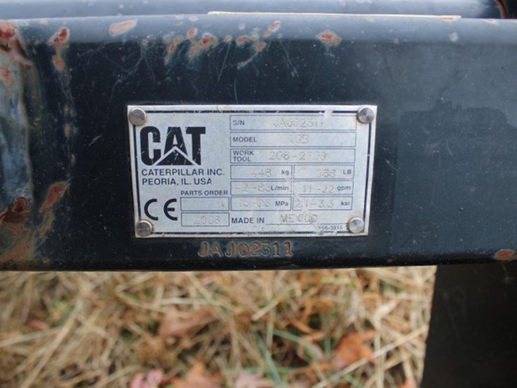 cat-t9b-trencher-with-side-to-side-and-quick-hitch-attachment-image-6