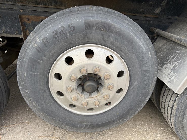 2014-kenworth-t800-image-59