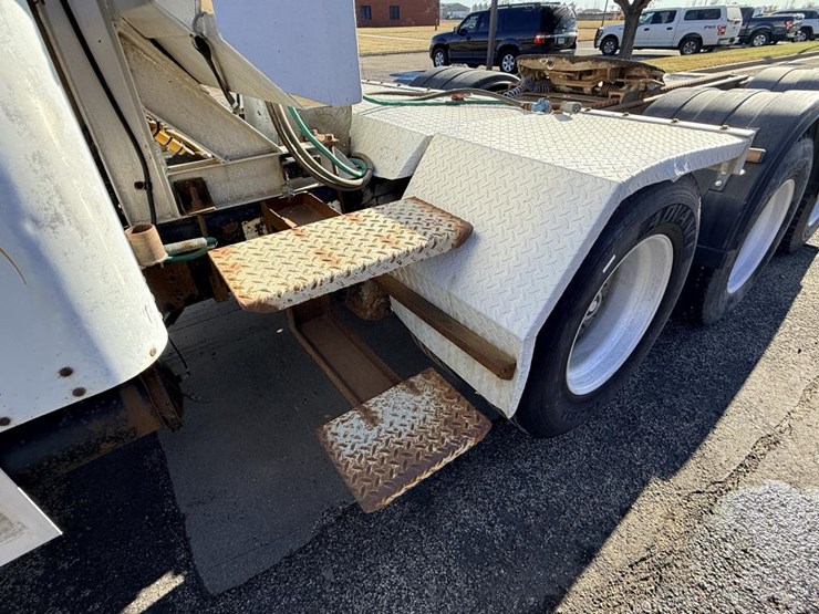 1993-kenworth-t800b-image-15