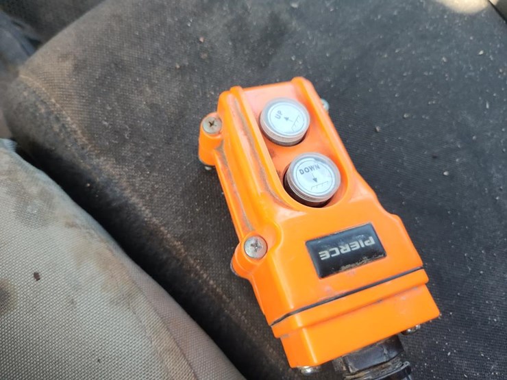 2009-chevrolet-3500-image-45