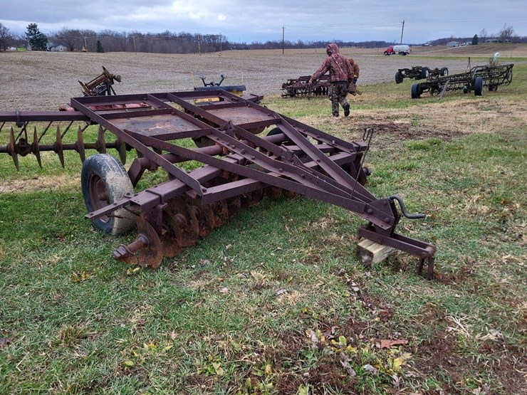 international-11-image-7